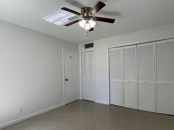 3rd image of 618 NW 13th St APT 11