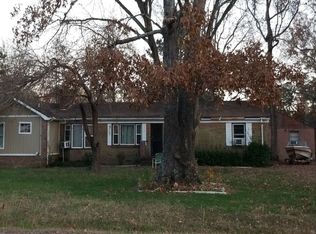 1116 Old Williamsburg Rd, Yorktown, VA 23690