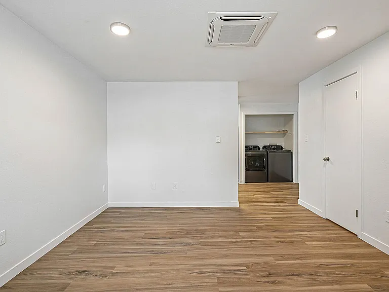 The Sherlock Townhomes — Photo 12