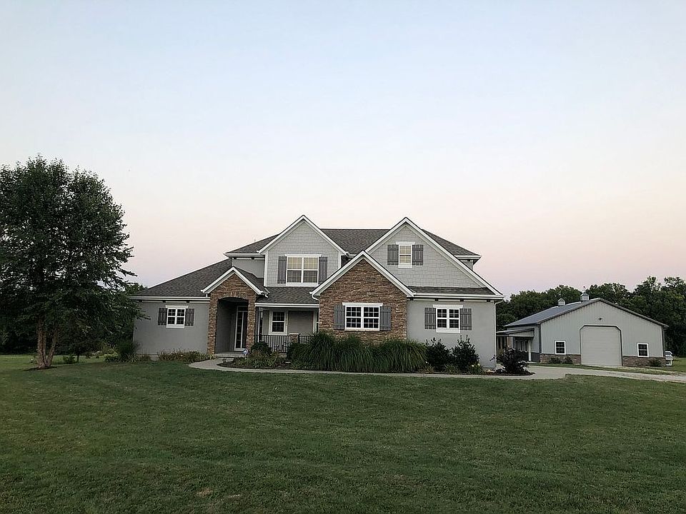 Welcome to 17625 Rock Island