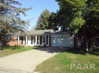 155 Lincoln Rd, Canton, IL 61520