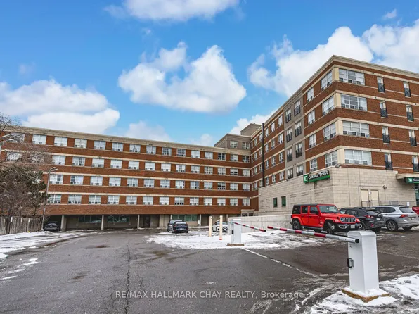 1415 Lawrence Ave W #319, Toronto, ON M6L 1A9