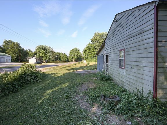 5th image of 11187 W Highway 264
