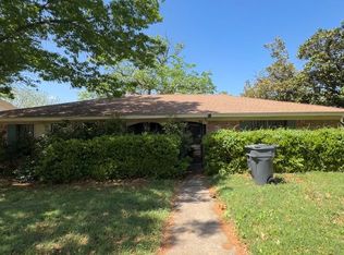 8591 Sweetwater Dr, Dallas, TX 75228