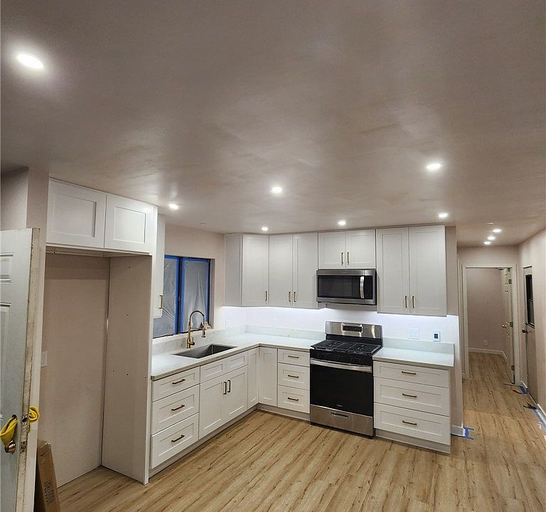 1st image of 6665 Long Beach Blvd