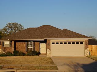 2320 Anita Ln, Conway, AR 72032