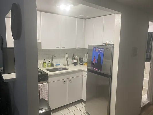 Rented by Mallory Management Corp | media 22