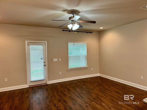 4th image of 25806 Pollard Rd