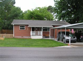 105 Fort Smith St SW, Gravette, AR 72736