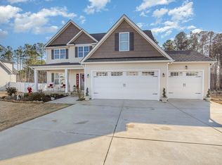 124 Coats Ridge Dr, Benson, NC 27504