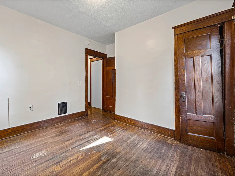 310 Ridgeway Ave #1 — Photo 11
