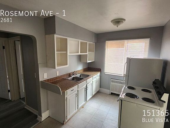 4th image of 1048 Rosemont Ave #1