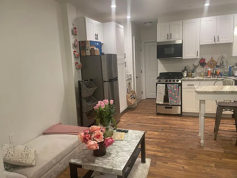 1111 Boylston St #1B — Photo 6
