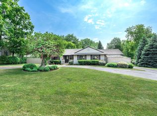 1121 Princeton Ave, Rochester Hills, MI 48307