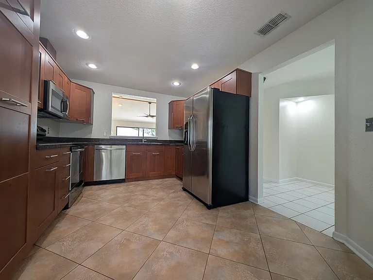 2166 Raeford Rd — Photo 7