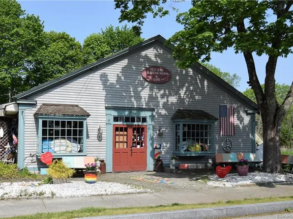 34 Lyme Street, Old Lyme, CT 06371