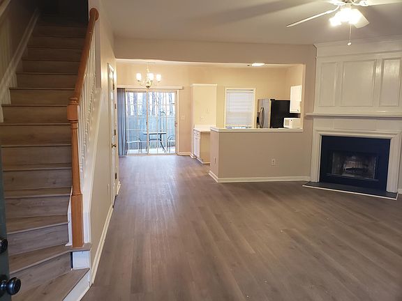 3rd image of 4645 Valais Ct Unit 146