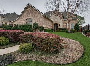 613 Forest View Ct, Hurst, TX 76054