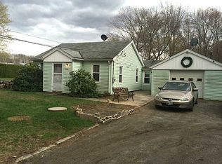 2266 Scituate Ave, Hope, RI 02831