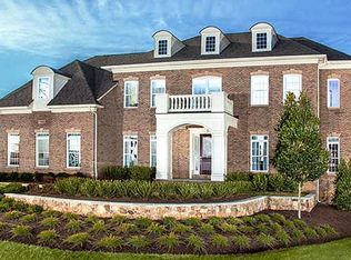 11620 Verna Dr, Oakton, VA 22124