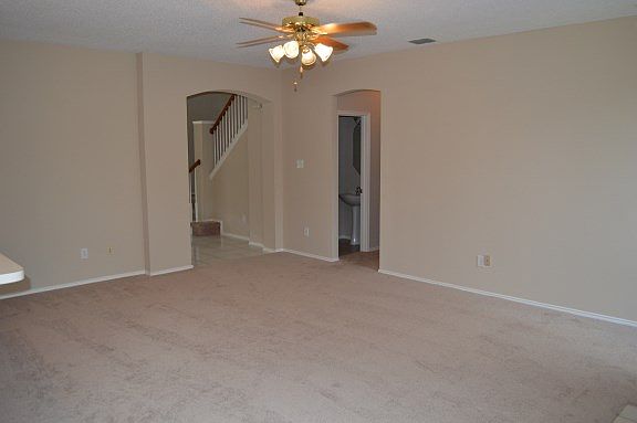 5th image of 8204 Steamers Ln