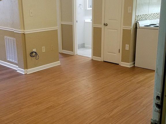 2nd image of 100 Cadiz St APT 105