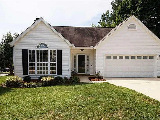 6901 Dawnalia Ct — Photo 4