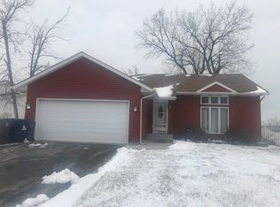 1627 Arrington Dr, North Chicago, IL 60064