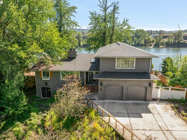5557 River St, West Linn, OR 97068