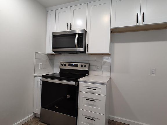 5th image of 3551 Pope Ave
