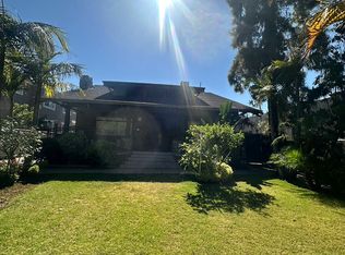 61 N Parkwood Ave, Pasadena, CA 91107