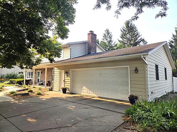 2nd image of 1020 W BLODGETT STREET