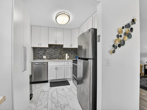 150 Mansfield D #150, Boca Raton, FL 33434