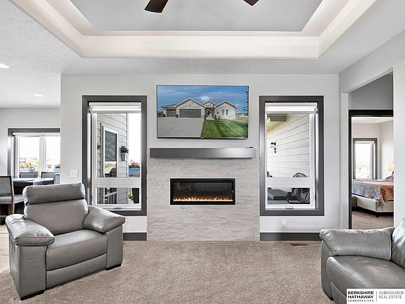 2nd image of 10204 S 180th Avenue Cir