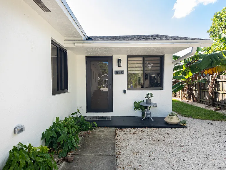 520 NW 94th St — Photo 21