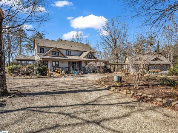 704 Hawks Landing Dr, Columbus, NC 28722