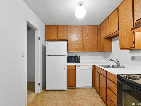 5th image of 1000 Franklin St APT 20