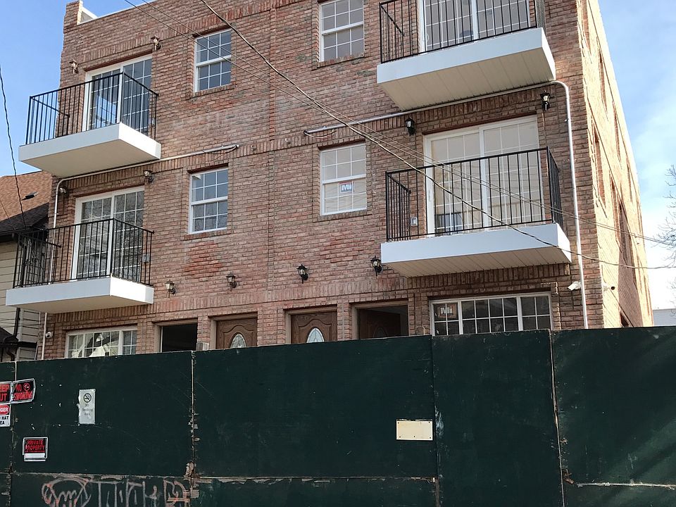 1st image of 9241 173rd St