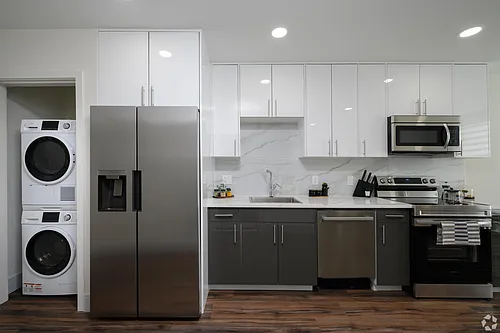 Olympic Tower Apartments Photo 1