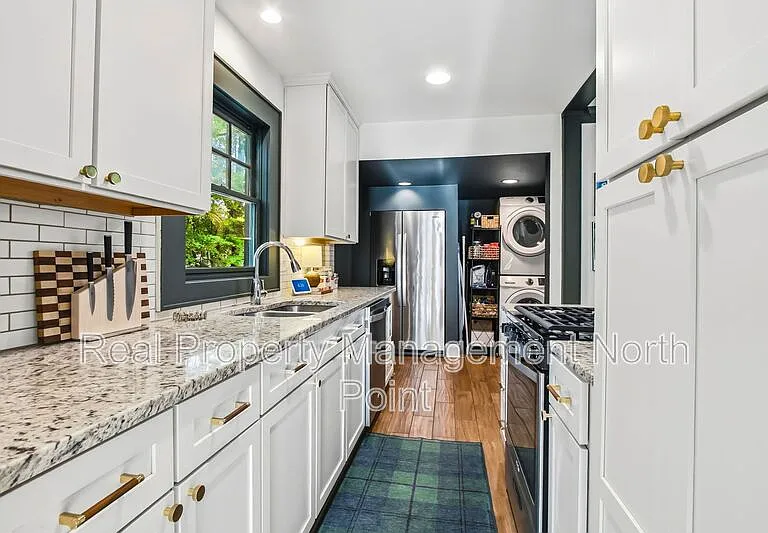 1189 Atlantic Dr NW — Photo 11