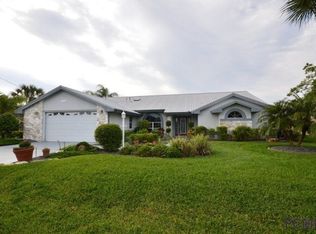 1 Crain Ct, Palm Coast, FL 32137