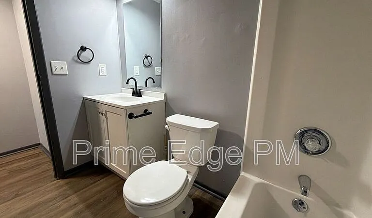 2343 B St #9 — Photo 18