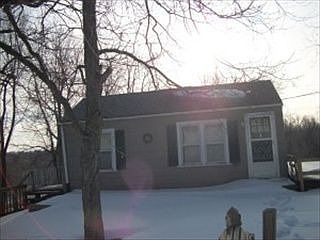 1st image of 1014 Riverview Dr