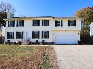 163 Wedgewood Ln, Manchester, NH 03109