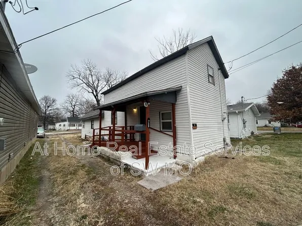 729 E Garfield St, Springfield, MO 65803
