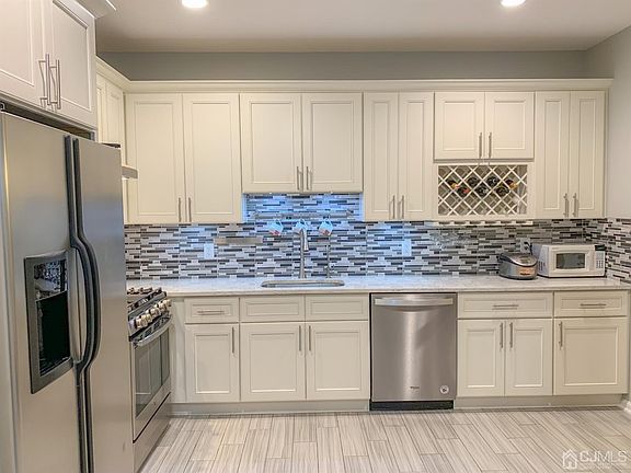 2nd image of 311 Moonlight Dr