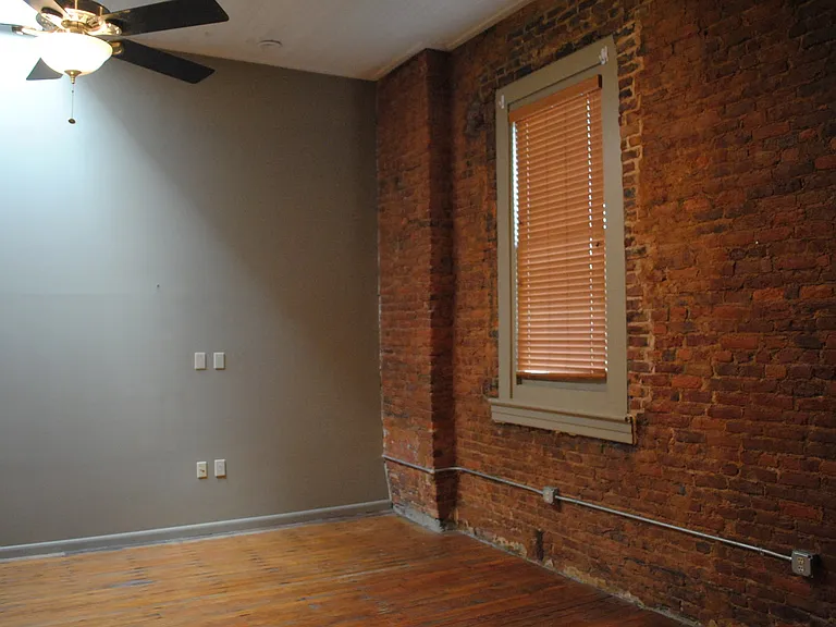 829 South Railroad Avenue — Photo 17