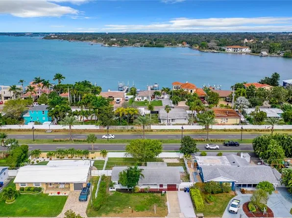7923 Causeway Blvd S, Saint Petersburg, FL 33707