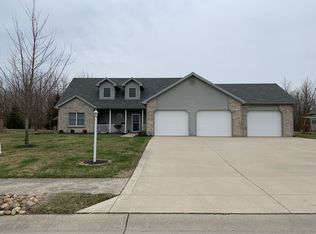 142 W Chapel Chase Dr, Decatur, IN 46733