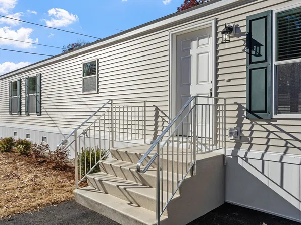 519 E River St, Orange, MA 01364